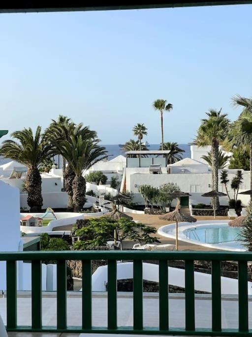 Precioso Rincon Entre El Mar Y Los Volcanes Costa Teguise Exterior photo